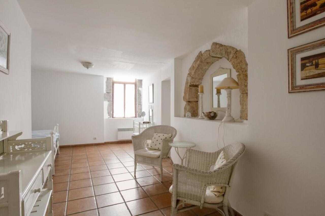 Charming And Quaint 2-Bed House In Marseillan Villa ภายนอก รูปภาพ