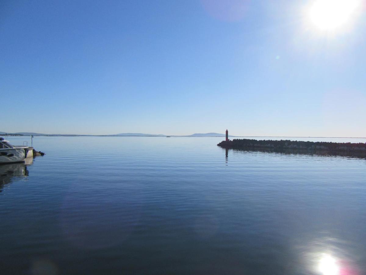 Charming And Quaint 2-Bed House In Marseillan Villa ภายนอก รูปภาพ